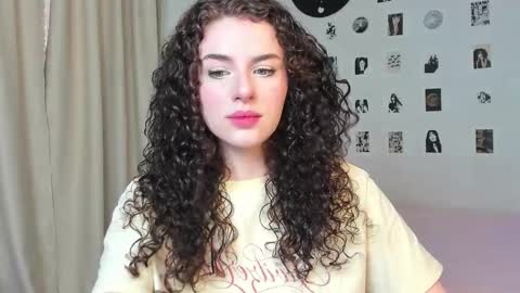 Snapshot of brookchills chatting on 16, 9, 2025 Brook Help me collect 100 reactions online show from 16, 9, 2025