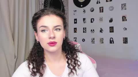 Snapshot of brookchills chatting on 23, 9, 2025 Brook Help me collect 100 reactions online show from 23, 9, 2025