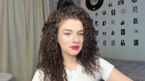 Snapshot of brookchills chatting on 23, 10, 2025 Brook Help me collect 100 reactions online show from 23, 10, 2025