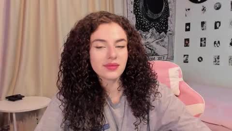 Snapshot of brookchills chatting on 17, 11, 2025 Brook Help me collect 100 reactions online show from 17, 11, 2025