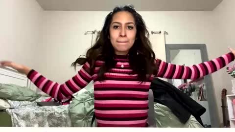 Snapshot of brownbunny212 chatting on 22, 1, 2025 brownbunny212 online show from 22, 1, 2025