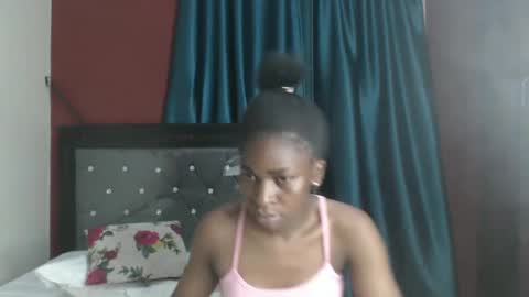 Snapshot of brownebony4 chatting on 17, 1, 2025 Brownie online show from 17, 1, 2025