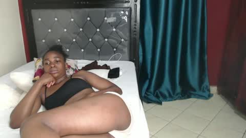 Snapshot of brownebony4 chatting on 20, 1, 2025 Brownie online show from 20, 1, 2025