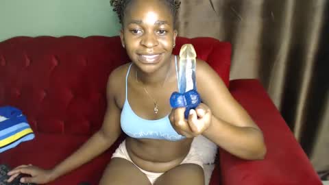 Snapshot of brownebony4 chatting on 12, 2, 2025 Brownie online show from 12, 2, 2025
