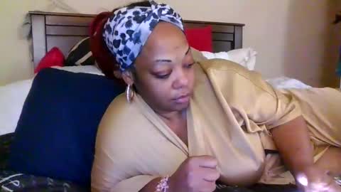 Snapshot of brownroundrenee chatting on 20, 3, 2026 brownroundrenee online show from 20, 3, 2026