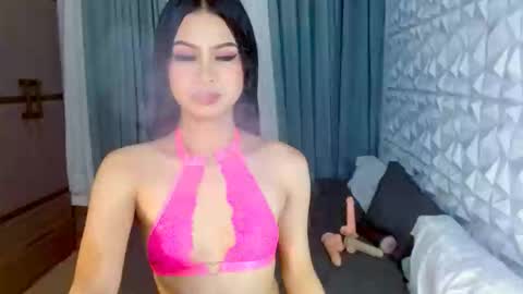 Snapshot of brownsausageroberta chatting on 3, 2, 2025 Roberta GODDESS OF PLEASURE AND SEXUALDESIRE online show from 3, 2, 2025