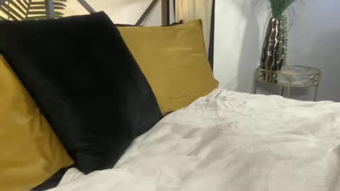 Snapshot of brownskinjourdan chatting on 11, 9, 2025 BrownSkinJourdan online show from 11, 9, 2025