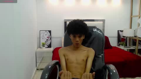 Snapshot of bruce_twink chatting on 15, 2, 2025 B R U C E T W I N K online show from 15, 2, 2025