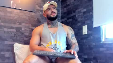 Snapshot of brucedallas chatting on 3, 5, 2026 brucedallas online show from 3, 5, 2026