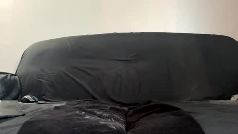 Instagram  bruce88x online show from 12, 4, 2026