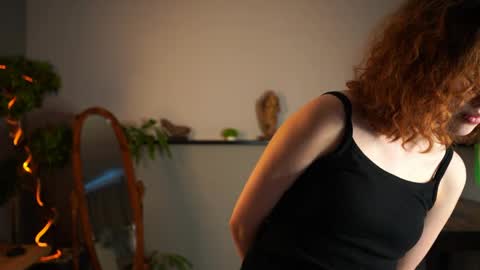 Tess online show from 24, 4, 2026