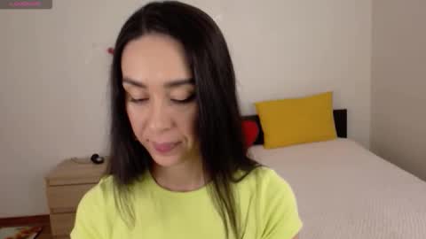 Snapshot of brunettgirl_ chatting on 4, 12, 2025 Ellis online show from 4, 12, 2025