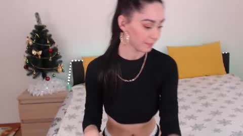 Snapshot of brunettgirl_ chatting on 19, 12, 2025 Ellis online show from 19, 12, 2025