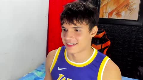 Snapshot of bruno_bellini chatting on 10, 4, 2026 Bruno Bellini online show from 10, 4, 2026