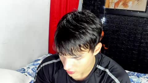 Snapshot of bruno_bellini chatting on 12, 4, 2026 Bruno Bellini online show from 12, 4, 2026