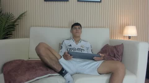 Snapshot of bruno_fox_ chatting on 9, 7, 2026 Bruno online show from 9, 7, 2026