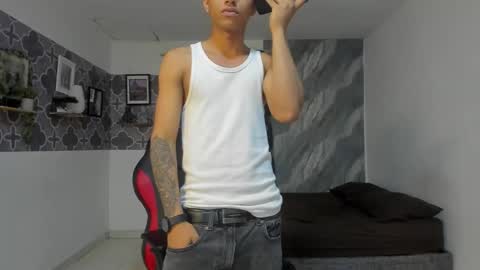 Snapshot of bruno_snow chatting on 1, 3, 2026 bruno_snow online show from 1, 3, 2026