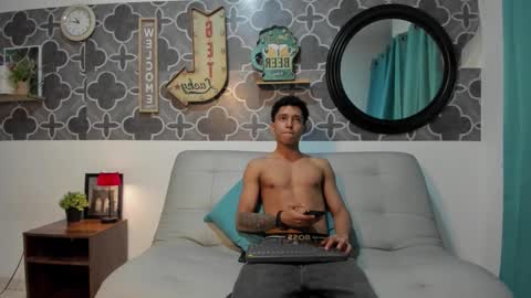 Snapshot of bruno_snow chatting on 4, 3, 2026 bruno_snow online show from 4, 3, 2026