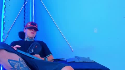 Snapshot of bruno_wild chatting on 22, 10, 2025 Bruno wild online show from 22, 10, 2025