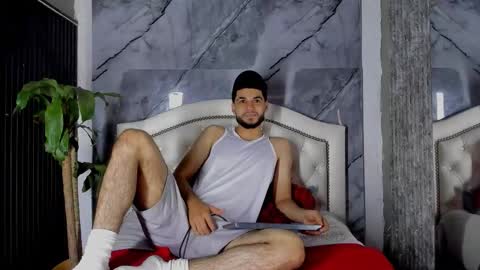 Snapshot of bry_dalton chatting on 20, 11, 2025 Bry Dalton online show from 20, 11, 2025