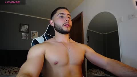 Snapshot of bryan_oficials chatting on 11, 12, 2024 bryan_oficials online show from 11, 12, 2024
