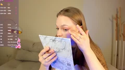 Mary Please help us to reach 120 thumbs up online show from 22, 1, 2025