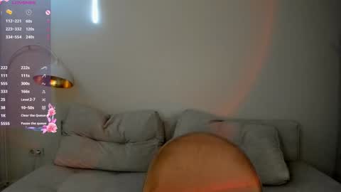 Mary Please help us to reach 120 thumbs up online show from 22, 1, 2025