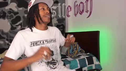 Bryxon  online show from 16, 12, 2025