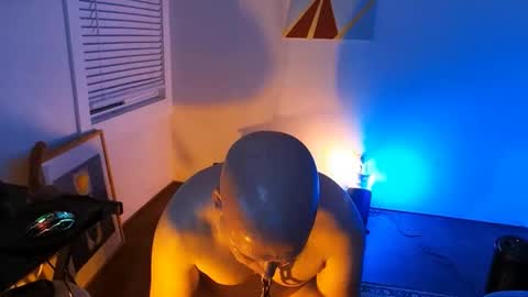 bottom freak online show from 5, 2, 2025
