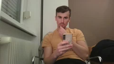 Snapshot of buandci chatting on 19, 11, 2025 Bu and Ci online show from 19, 11, 2025