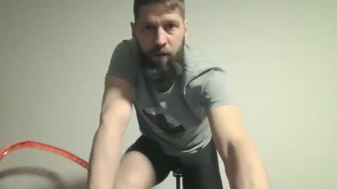 bubblebee1982 online show from 16, 1, 2025