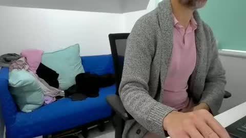 Snapshot of bubblebumdave chatting on 1, 10, 2025 Bubblebum online show from 1, 10, 2025