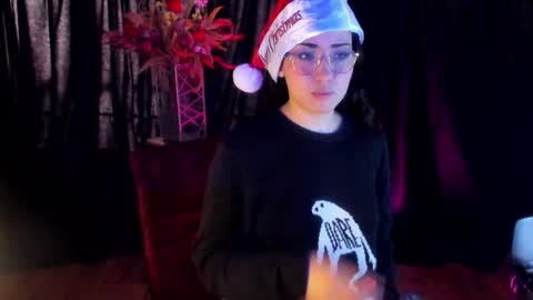 Snapshot of bubblewhite_ chatting on 24, 12, 2024 BubbleJereth online show from 24, 12, 2024