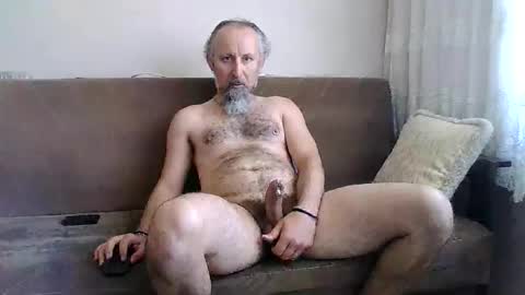 Snapshot of buckwessle chatting on 11, 6, 2026 Buck Wessle online show from 11, 6, 2026