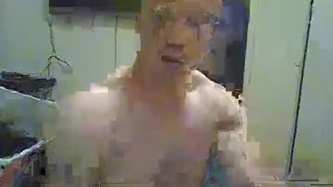 Snapshot of buffjezza27 chatting on 1, 6, 2026 buffgymjunkie27 online show from 1, 6, 2026