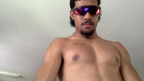 Snapshot of bulaboy27 chatting on 6, 1, 2025 meaty man online show from 6, 1, 2025