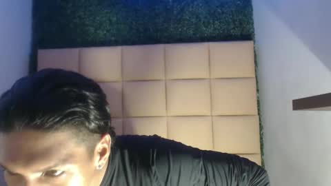 bull_cam online show from 21, 9, 2025