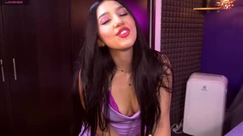 Bunny and The Rock online show from 27, 5, 2026