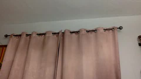 Snapshot of bunnibaby333 chatting on 4, 1, 2025 bunnibaby333 online show from 4, 1, 2025