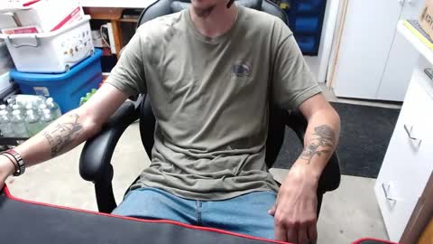 Snapshot of bunnyandhyde chatting on 1, 6, 2026 bunnyandhyde online show from 1, 6, 2026