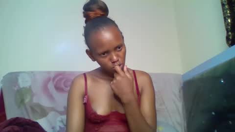 bunnydiva_ online show from 17, 12, 2025