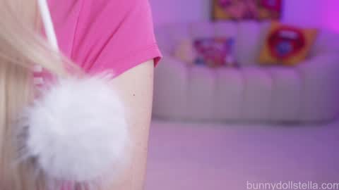 Stella online show from 5, 10, 2025