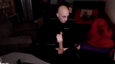 Snapshot of bunnydollstellas_toy chatting on 15, 10, 2025 Gnther online show from 15, 10, 2025