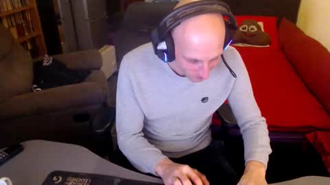 Snapshot of bunnydollstellas_toy chatting on 28, 10, 2025 Gnther online show from 28, 10, 2025