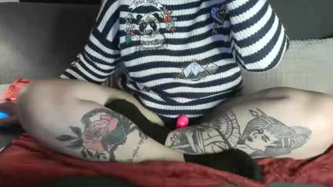 bunnyfox420 online show from 10, 3, 2026