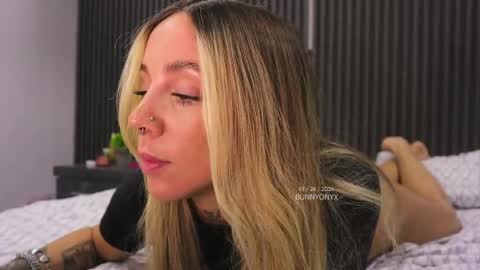 Snapshot of bunnyonyx chatting on 26, 3, 2026 Stephanie Next stream TUESDAY 6pm PDT online show from 26, 3, 2026