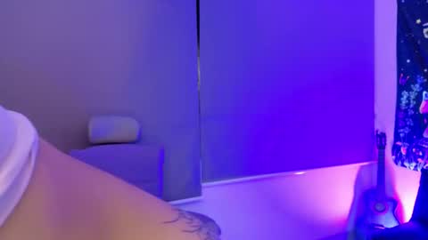 Snapshot of bunnypeachyy chatting on 28, 2, 2026 online show from 28, 2, 2026