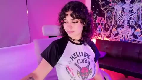 Snapshot of bunnypeachyy chatting on 1, 4, 2026 online show from 1, 4, 2026