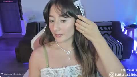 Snapshot of burbuja_cosmic chatting on 28, 6, 2026 Im Val Welcome to my room My instagram Bubble cosmic online show from 28, 6, 2026