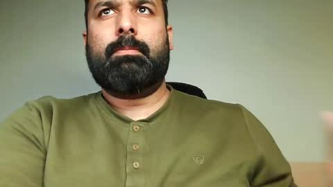 Snapshot of burlymonster chatting on 17, 1, 2025 Hairy Arabian online show from 17, 1, 2025